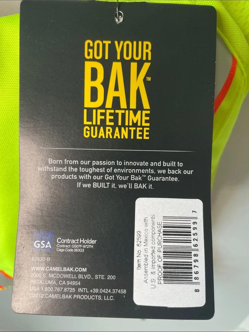 CamelBak  2 liter / 70 oz. Hydration Pack Hi-Viz  Backpack  NWT